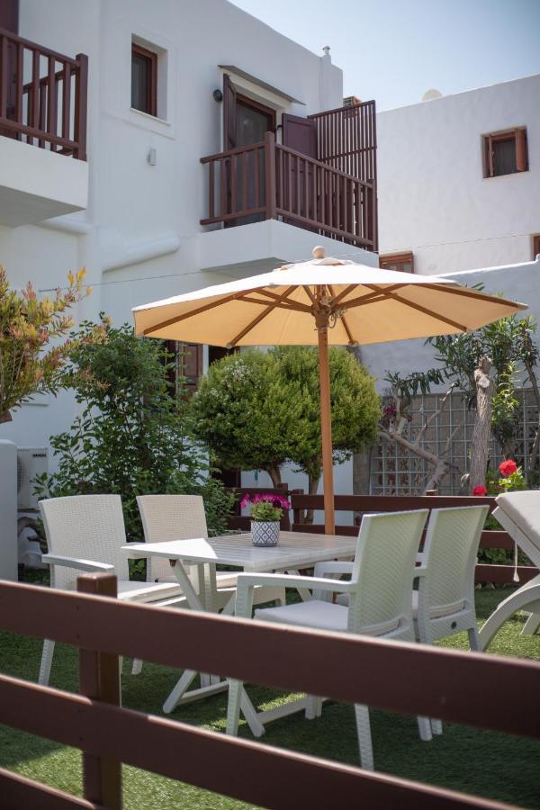 Maestralia Apartment Skyros Bagian luar foto