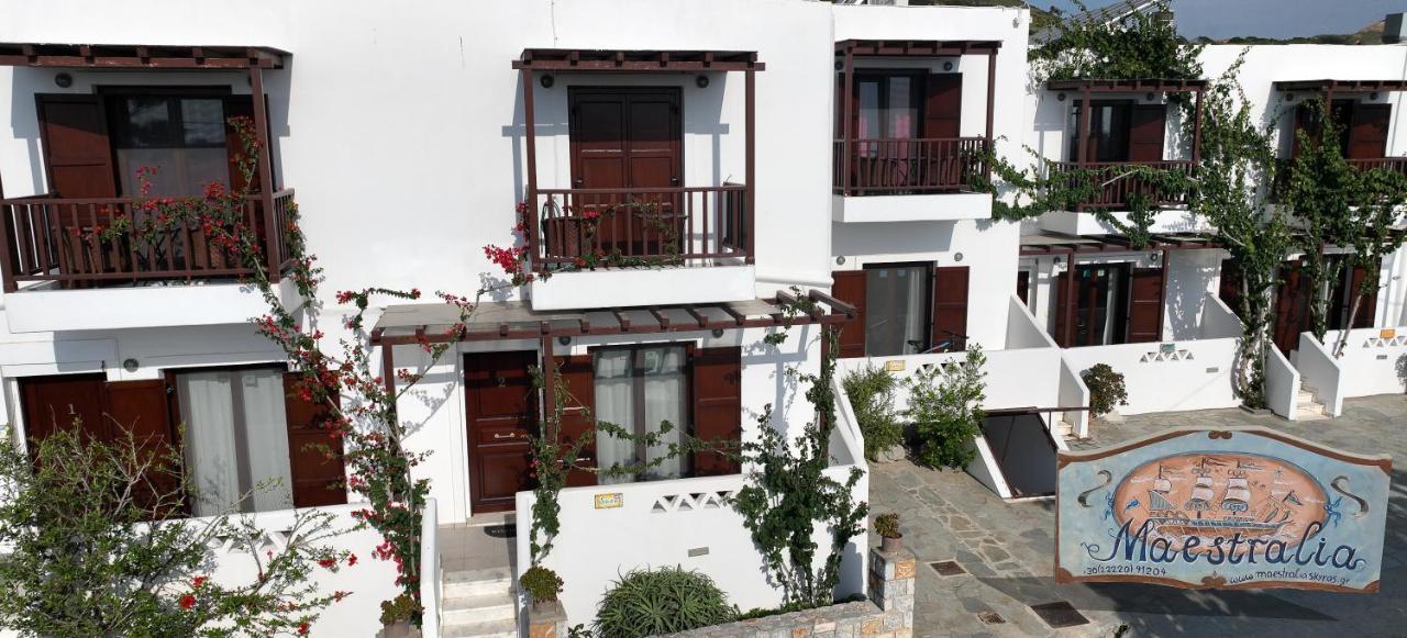 Maestralia Apartment Skyros Bagian luar foto