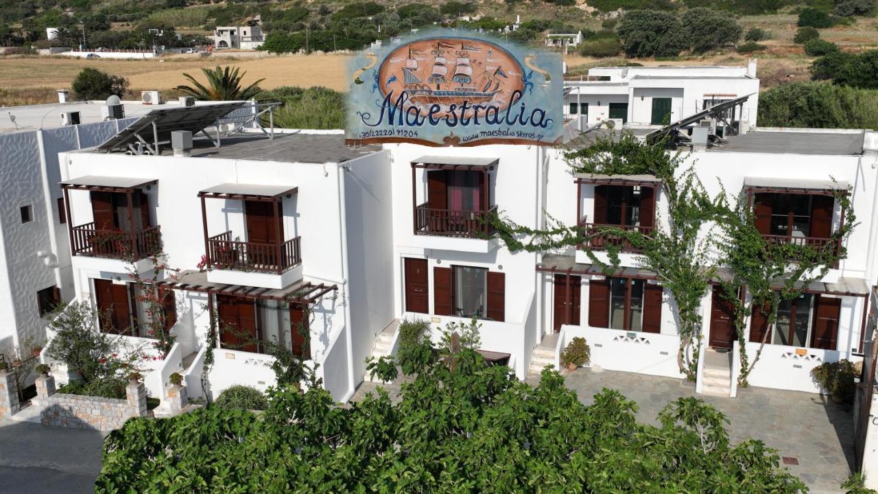 Maestralia Apartment Skyros Bagian luar foto